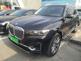 宝马X7 2021款 xDrive40i 领先型豪华套装