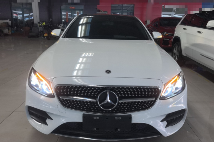奔驰E级 2019款 E 260 L 运动型车身外观6001