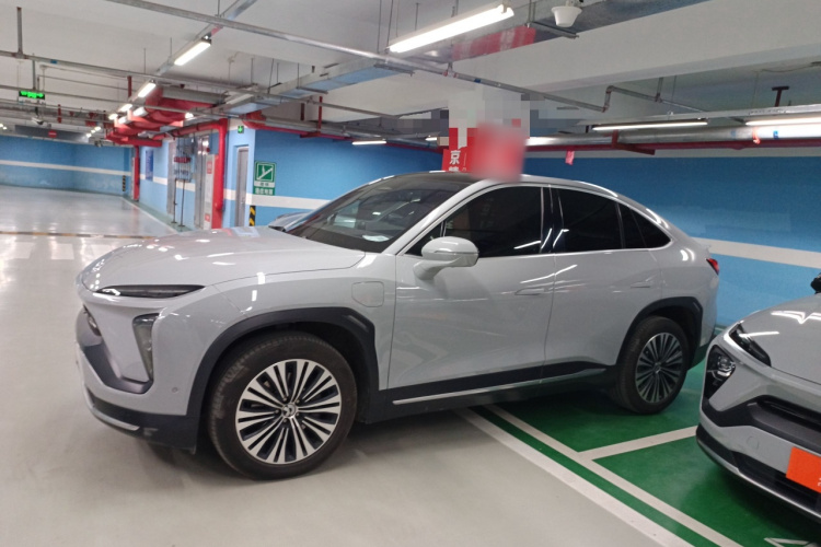 蔚来EC6 2020款 615KM 性能版车身外观4