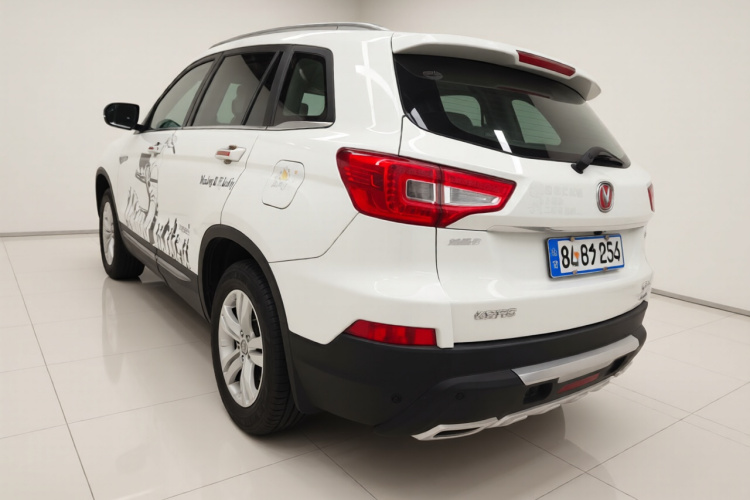 长安CS75 2016款 1.8T 自动精英型 国V车身外观5