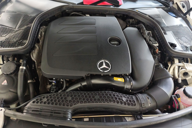 奔驰C级(进口) 2019款 C 260 轿跑车局部细节24