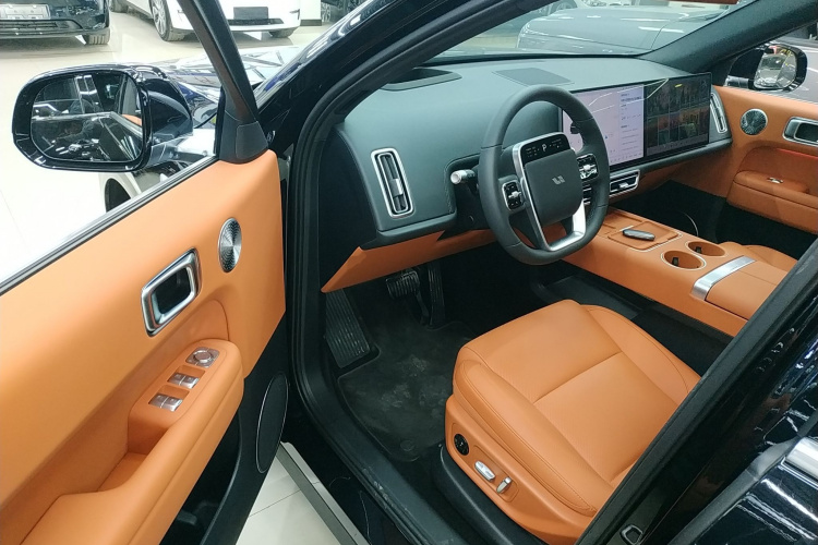 理想汽车 理想L6 2025款 Max 智能焕新版中控内饰7003