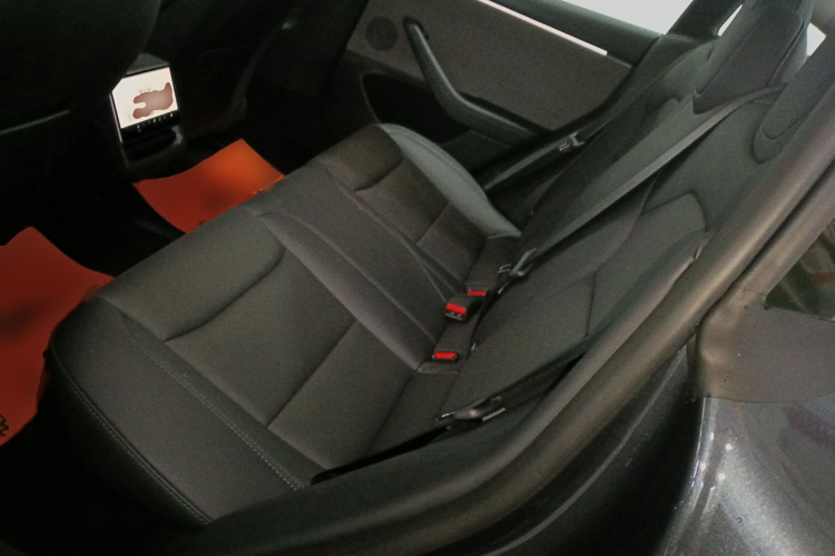 特斯拉 Model 3 2025款 改款 后轮驱动版中控内饰21