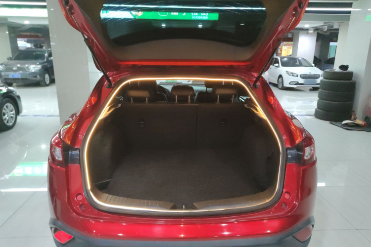 马自达CX-4 2018款 2.5L 自动四驱蓝天激情版 国V局部细节23