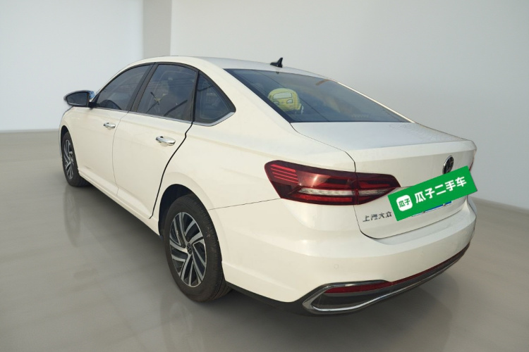 大众 朗逸 2024款 1.5L 自动五百万版车身外观5