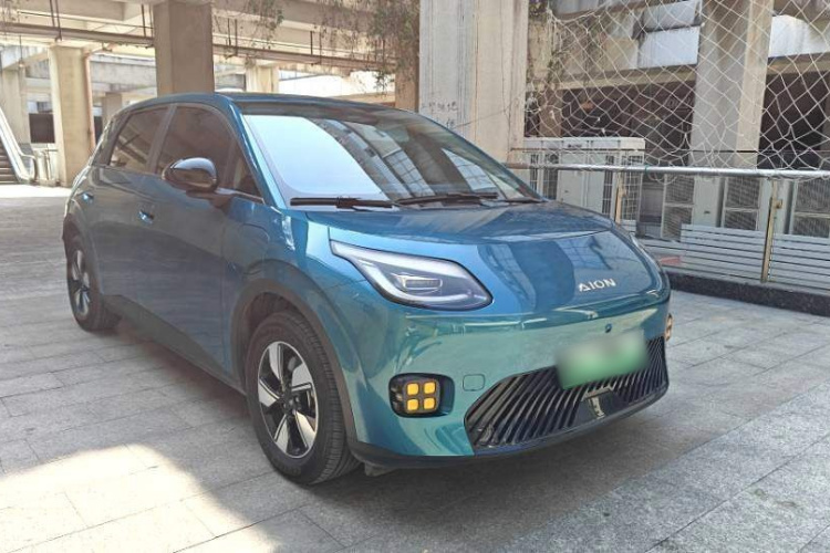 埃安 AION UT 2025款 420智豪版车身外观6003