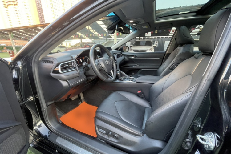 丰田 凯美瑞 2021款 2.5G 豪华版中控内饰7009