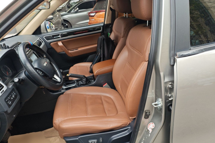 野马汽车 野马T70 2015款 改款 1.8T CVT优雅型中控内饰19