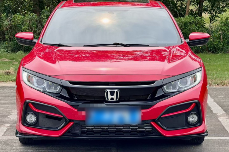 本田 思域 2021款 HATCHBACK 220TURBO CVT新锐控车身外观6001