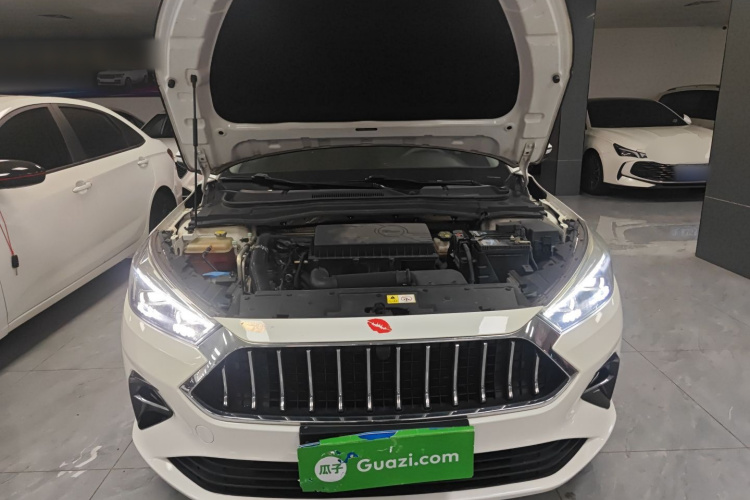 江汽集团 嘉悦A5 2020款 1.5T CVT精英型机舱底盘24