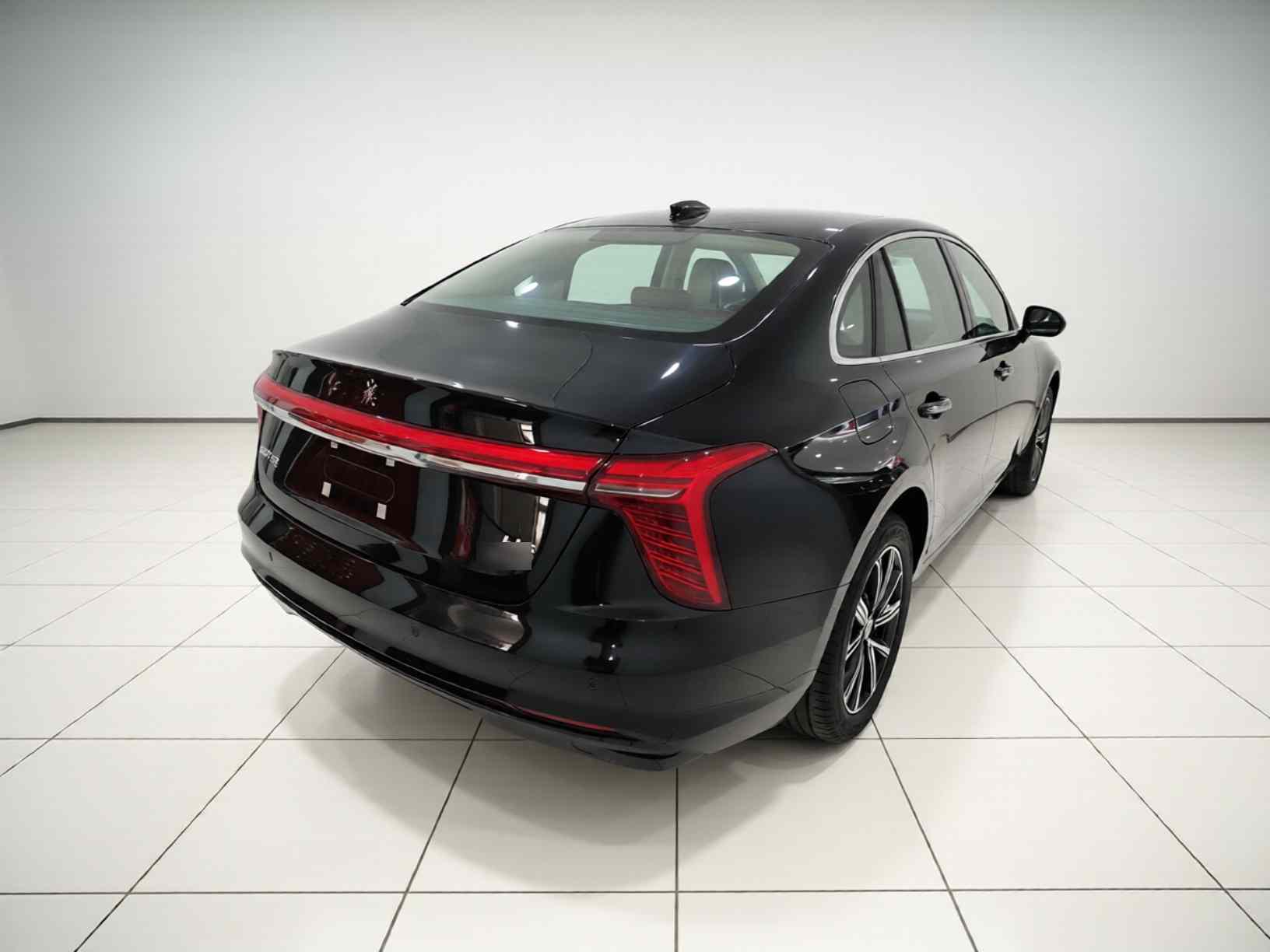 红旗H5 PHEV 2025款 170 超混版(5)