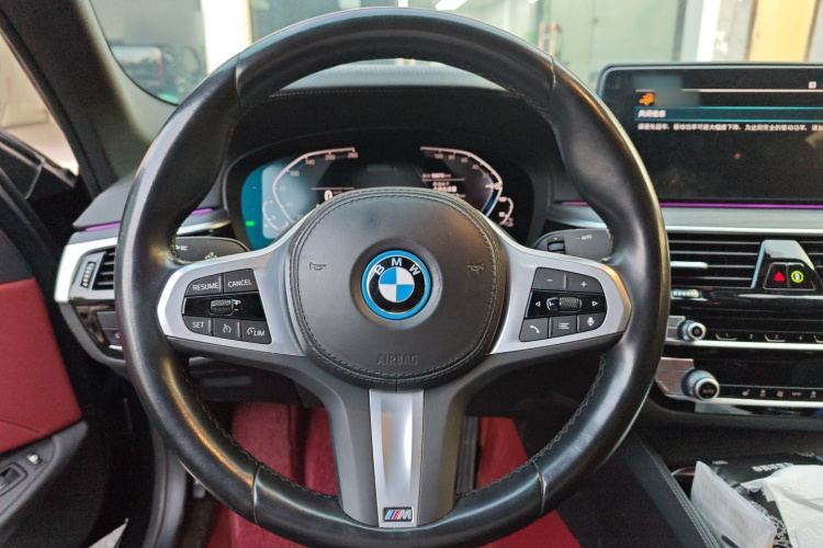 宝马5系新能源 2022款 535Le M运动套装中控内饰13