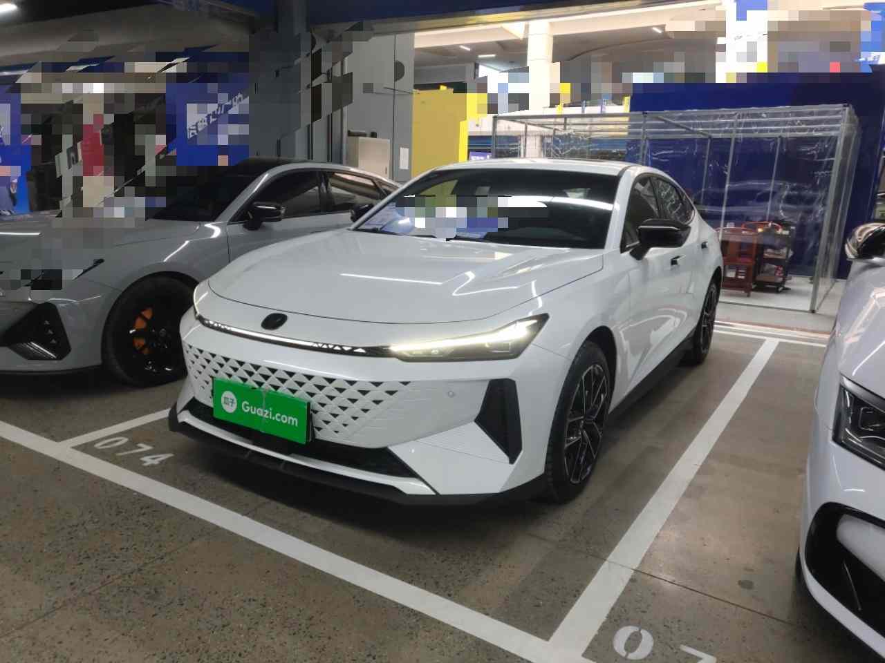 长安UNI-V 智电iDD 2024款 蓝鲸智电iDD 136km 智酷型(2)