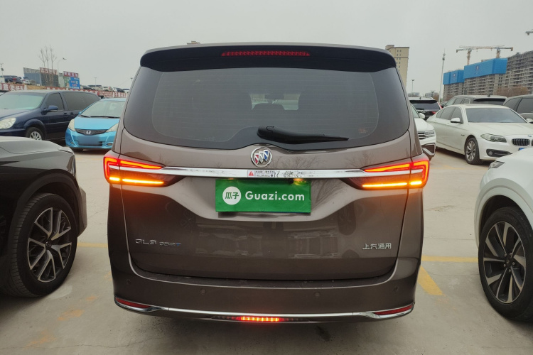 别克GL8 2022款 陆上公务舱 652T 舒适型车身外观6004