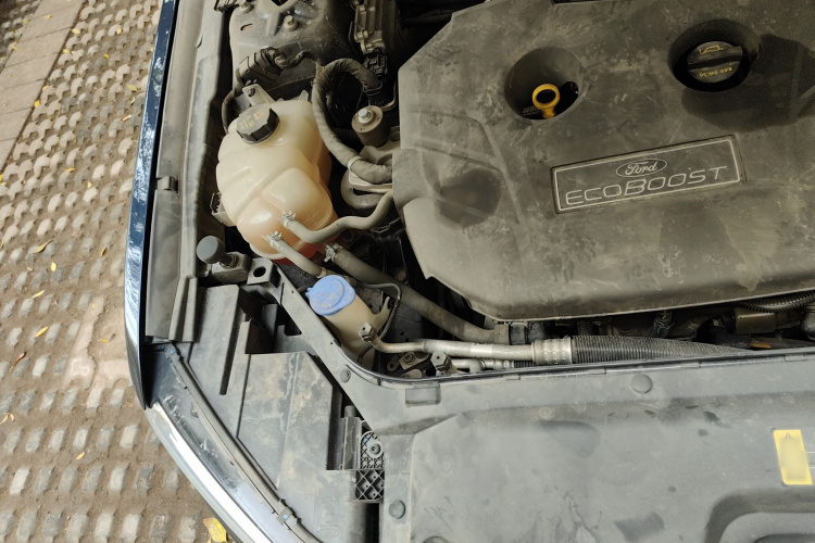 福特 金牛座 2015款 EcoBoost 245 豪华型局部细节9006