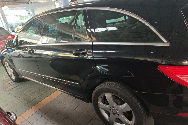 奔驰R级 2015款 R 320 4MATIC 豪华型车身外观6003