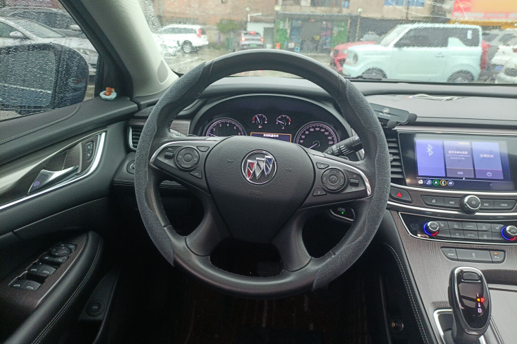 别克 君越 2022款 652T 豪华型局部细节13