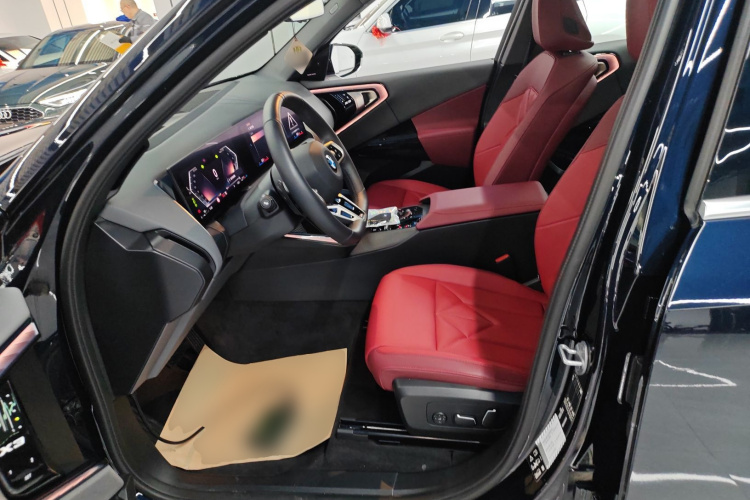 宝马X3 2025款 xDrive30L 尊享型 M运动套装局部细节19