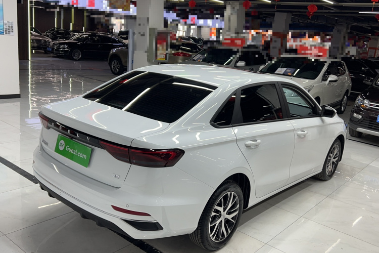 吉利汽车 帝豪 2026款 第4代 400万纪念款 1.5L 手动超越型车身外观6003