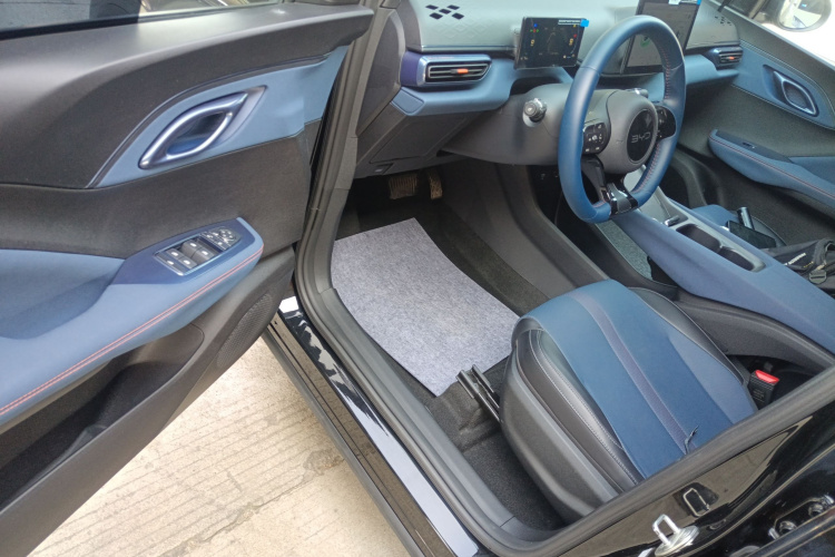 比亚迪 海鸥 2024款 荣耀版 305km 自由版中控内饰20