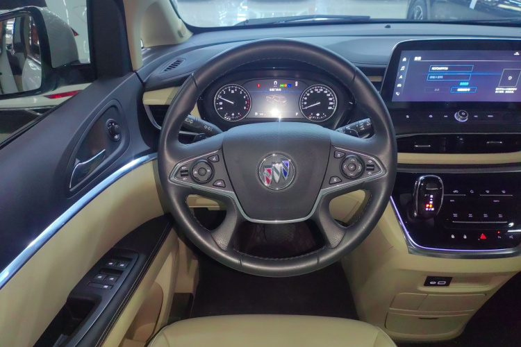 别克GL8 2023款 陆上公务舱 尊贵型中控内饰13