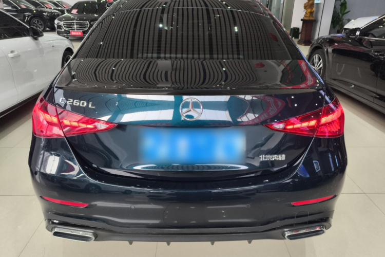奔驰C级 2024款 改款 C 260 L 皓夜运动版车身外观6