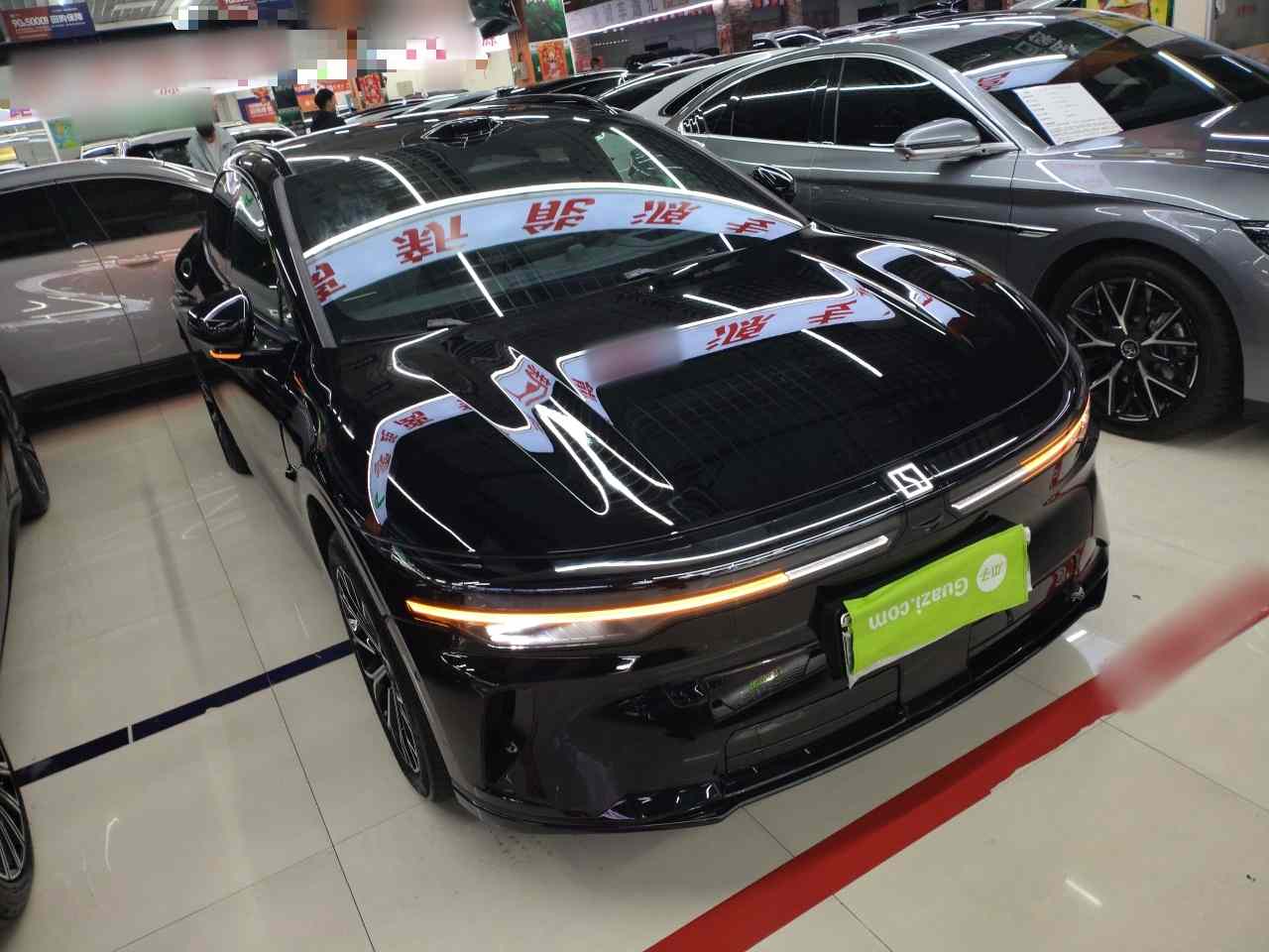 极氪007 2025款 四驱智驾版 75kWh(5)