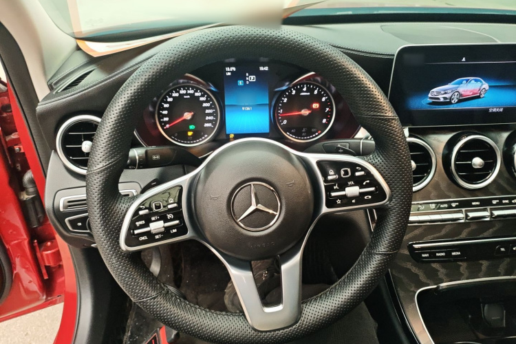 奔驰C级 2019款 C 180 L 时尚型运动版局部细节13