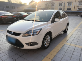 福特 福克斯 2013款 两厢经典 1.8L 手动基本型