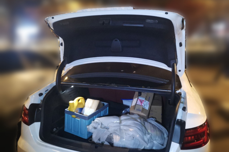 奥迪A4L 2019款 40 TFSI 时尚型 国V局部细节23