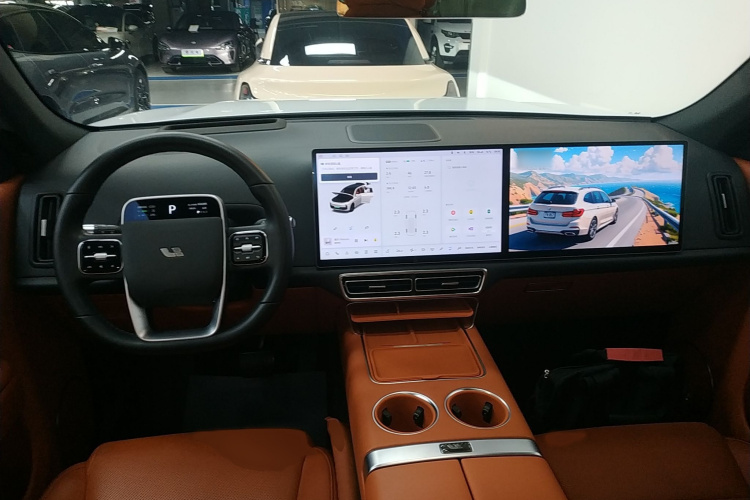 理想汽车 理想L7 2023款 Pro中控内饰7002