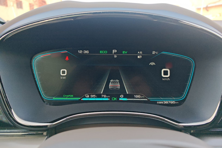 比亚迪 汉 2020款 DM 四驱性能版尊贵型局部细节14