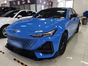 长安UNI-V 2022款 1.5T 运动版