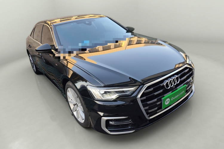 奥迪A6L 2023款 改款 45 TFSI 臻选动感型车身外观3