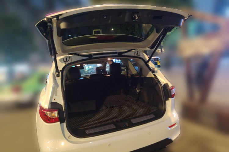 英菲尼迪QX60(进口) 2014款 3.5L 四驱全能版局部细节23