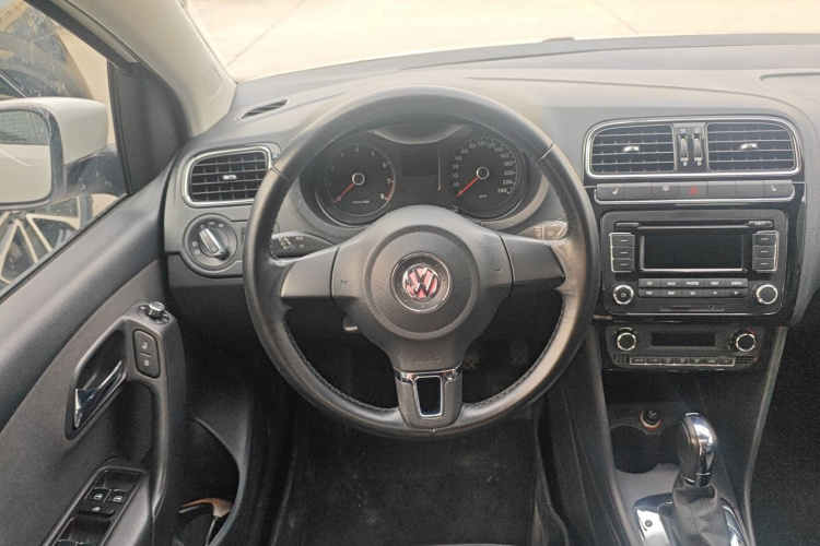 大众 Polo 2011款 1.6L 自动致酷版局部细节13