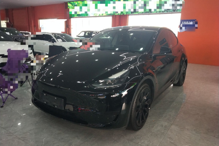 特斯拉 Model Y 2022款 改款 后轮驱动版车身外观1