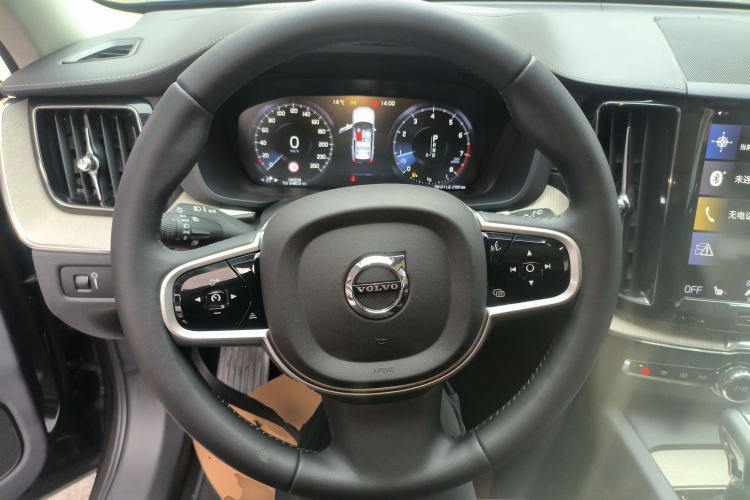 沃尔沃XC60 2019款 T5 四驱智雅豪华版 国V中控内饰13