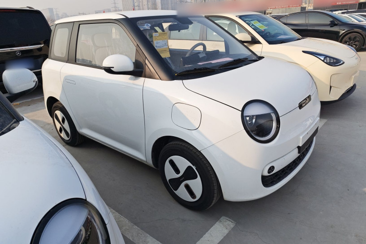 吉利银河 2024款 熊猫mini 200km 耐力熊车身外观6002