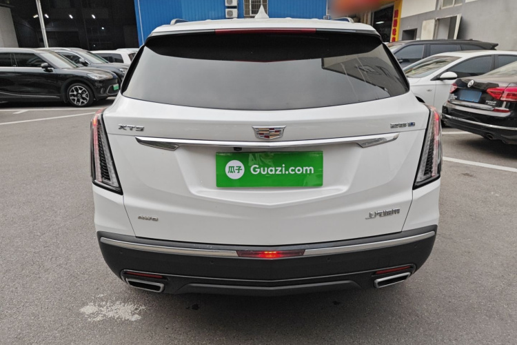 凯迪拉克XT5 2022款 2.0T 四驱豪华型（蜂鸟版）车身外观6