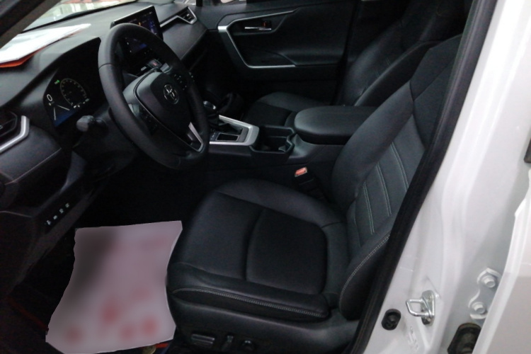 丰田 RAV4荣放 2023款 2.0L CVT两驱风尚Plus版局部细节19