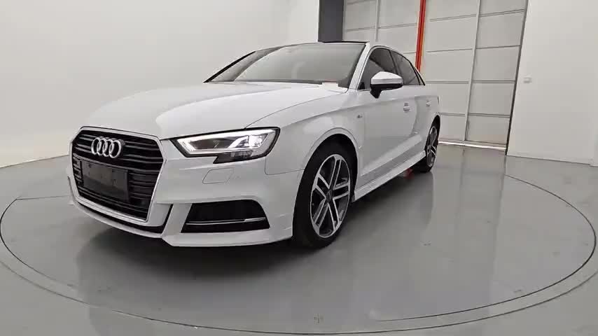 奥迪A3 2017款 Limousine 40 TFSI 运动型实拍1