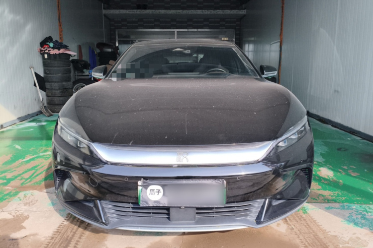 比亚迪 汉 2022款 EV 创世版 610KM四驱尊享型车身外观2