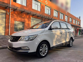 宝骏730 2016款 1.5L 手动舒适型 7座 国V