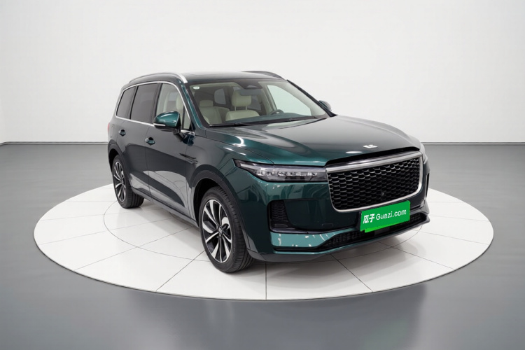 理想汽车 理想ONE 2021款 增程6座版车身外观3