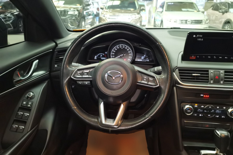 马自达CX-4 2020款 2.0L 自动两驱蓝天品位版中控内饰13