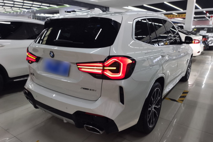宝马X3 2022款 xDrive30i 领先型 M曜夜套装车身外观7