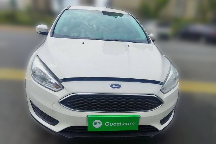 福特 福克斯 2018款 两厢经典 1.6L 自动舒适型智行版车身外观6001