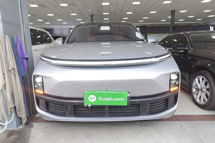 理想汽车 理想L8 2023款 Pro车身外观2