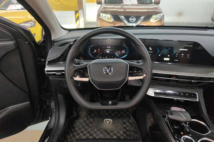 长安 逸动 2024款 PLUS 蓝鲸NE 1.4T GDI DCT高能版中控内饰13